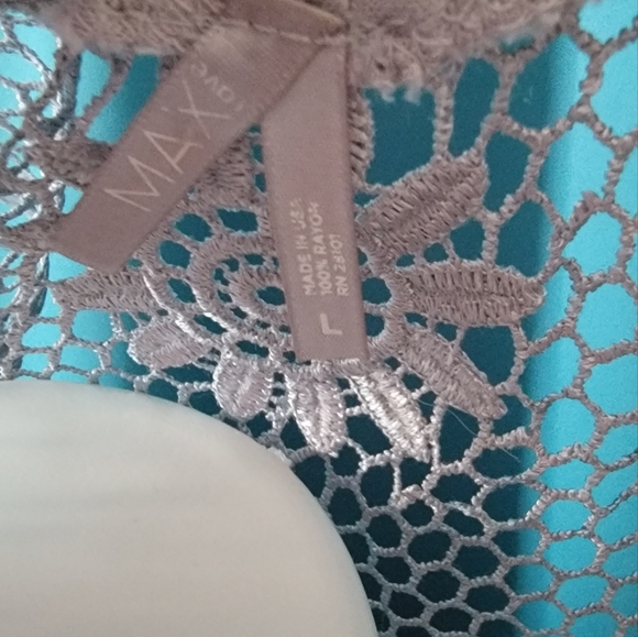 5/$16 Max Love Crochet Back Vest - Picture 3 of 4